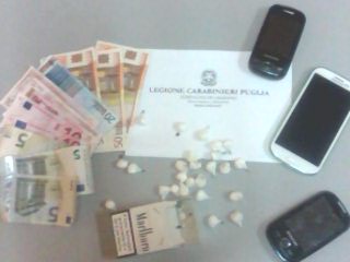 Controlli a tappeto dei carabinieri nel fine settimana. Denunce e segnalazioni per droga